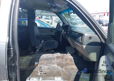 2001 Chevrolet Tahoe Ls z USA, uszkodzony, nr VIN 1GNEC13T51R183859